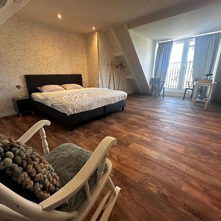 Bed and Breakfast Eetcafe Punt Roelofarendsveen Zewnętrze zdjęcie